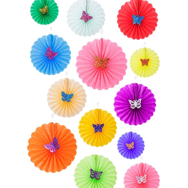 Flor de papel con mariposa